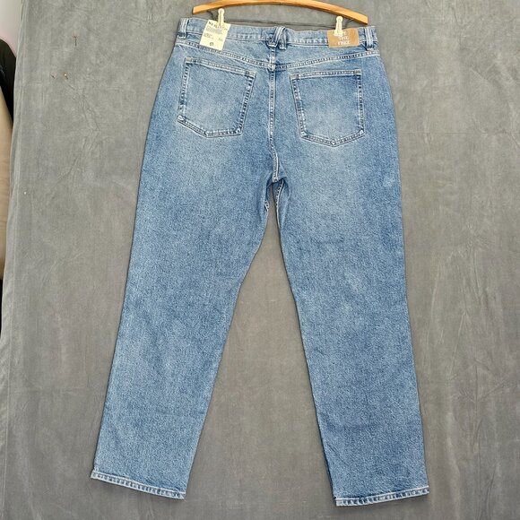 We The Free People Women 34 Distressed MidRise Button Fly Straight Jeans A3-37 - Picture 3 of 5